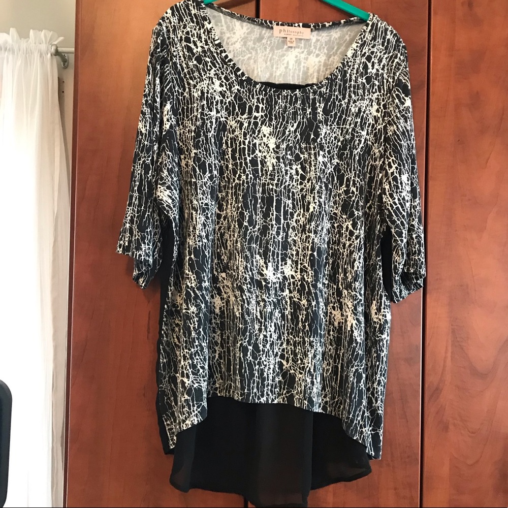 Philosophy black and white tunic size 2x